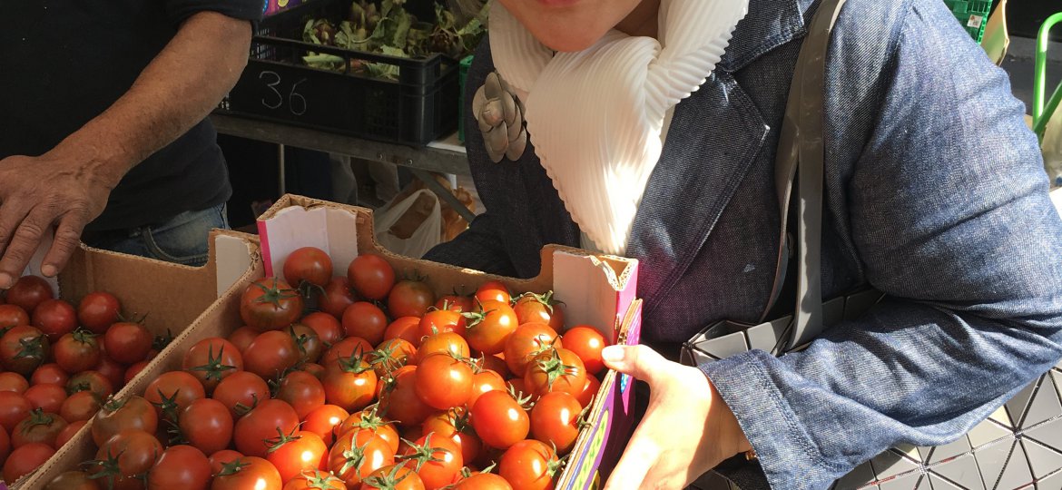 มะเขือเทศที่ตลาดนัดเมืองมิลาน